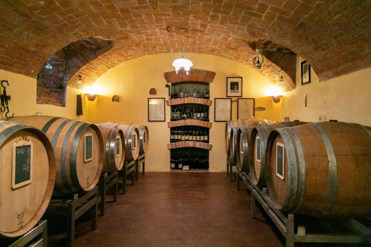 Ca Trifolera Barbaresco - Romantico Cascinale Con Antica Cantina Nel Cuore Delle Langhe - Degustazione Vini Nella Nostra Cantina מראה חיצוני תמונה